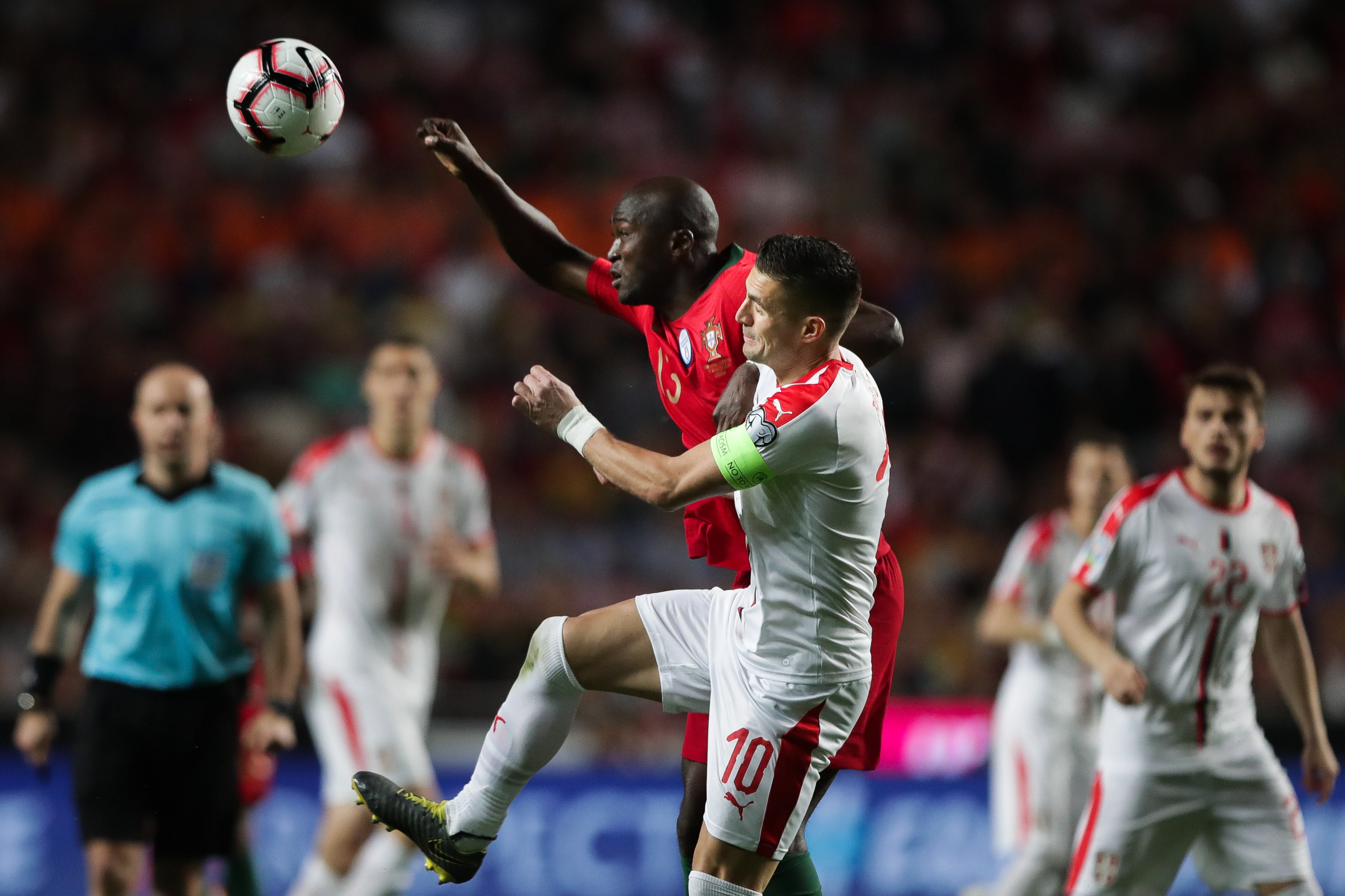 包含挪威主场告捷，塞尔维亚遗憾无缘强的词条